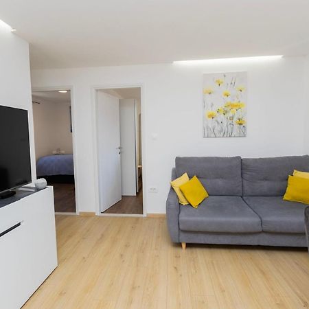 Modern Cozy Apartment Bonnie In Center Of Split. Bagian luar foto