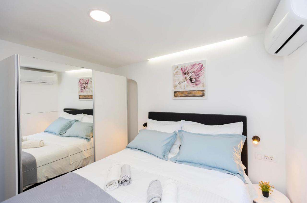 Modern Cozy Apartment Bonnie In Center Of Split. Bagian luar foto