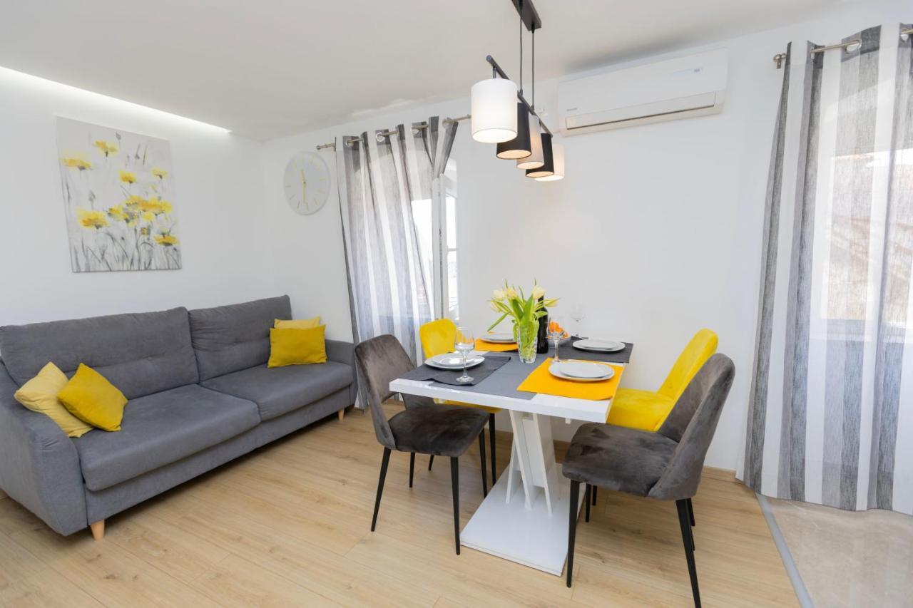 Modern Cozy Apartment Bonnie In Center Of Split. Bagian luar foto