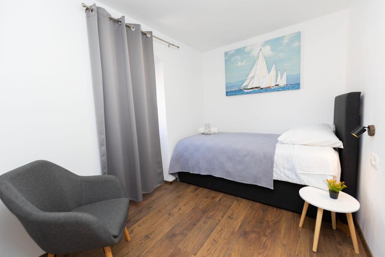 Modern Cozy Apartment Bonnie In Center Of Split. Bagian luar foto